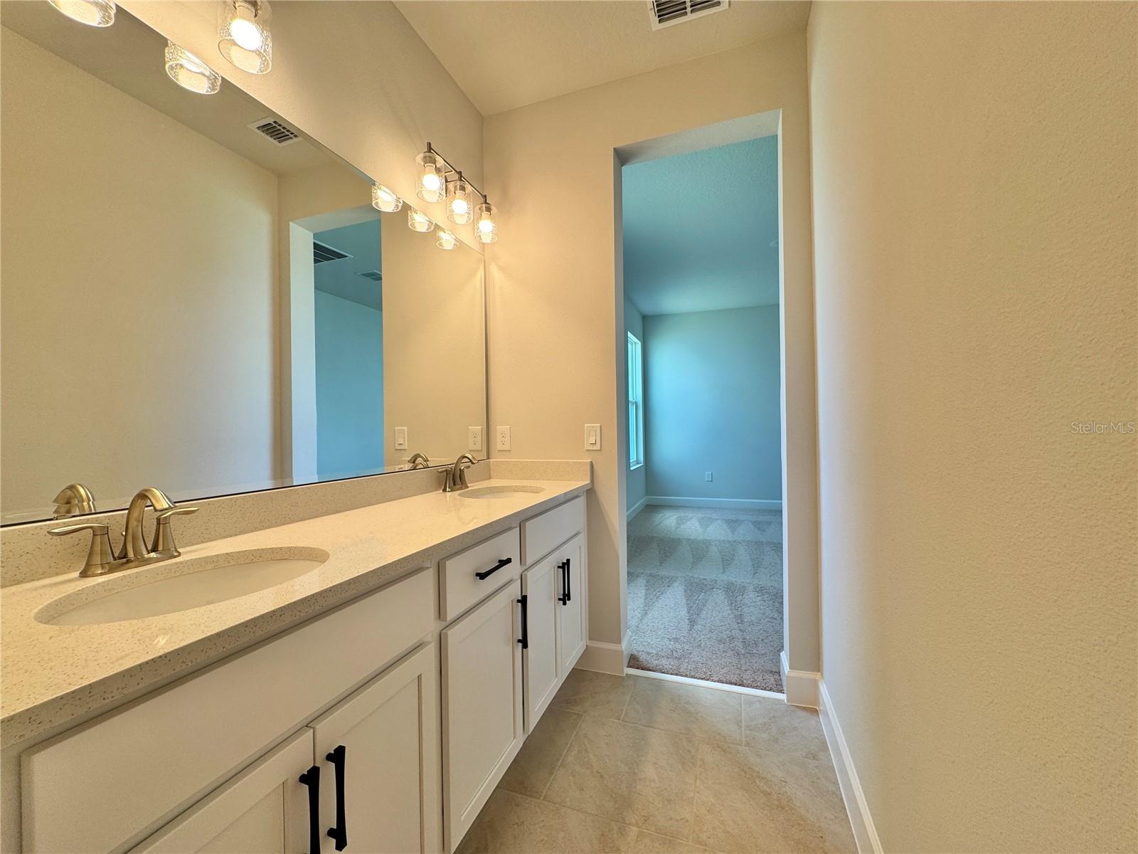 392 BELMOND DR, DEBARY, FL, 32713