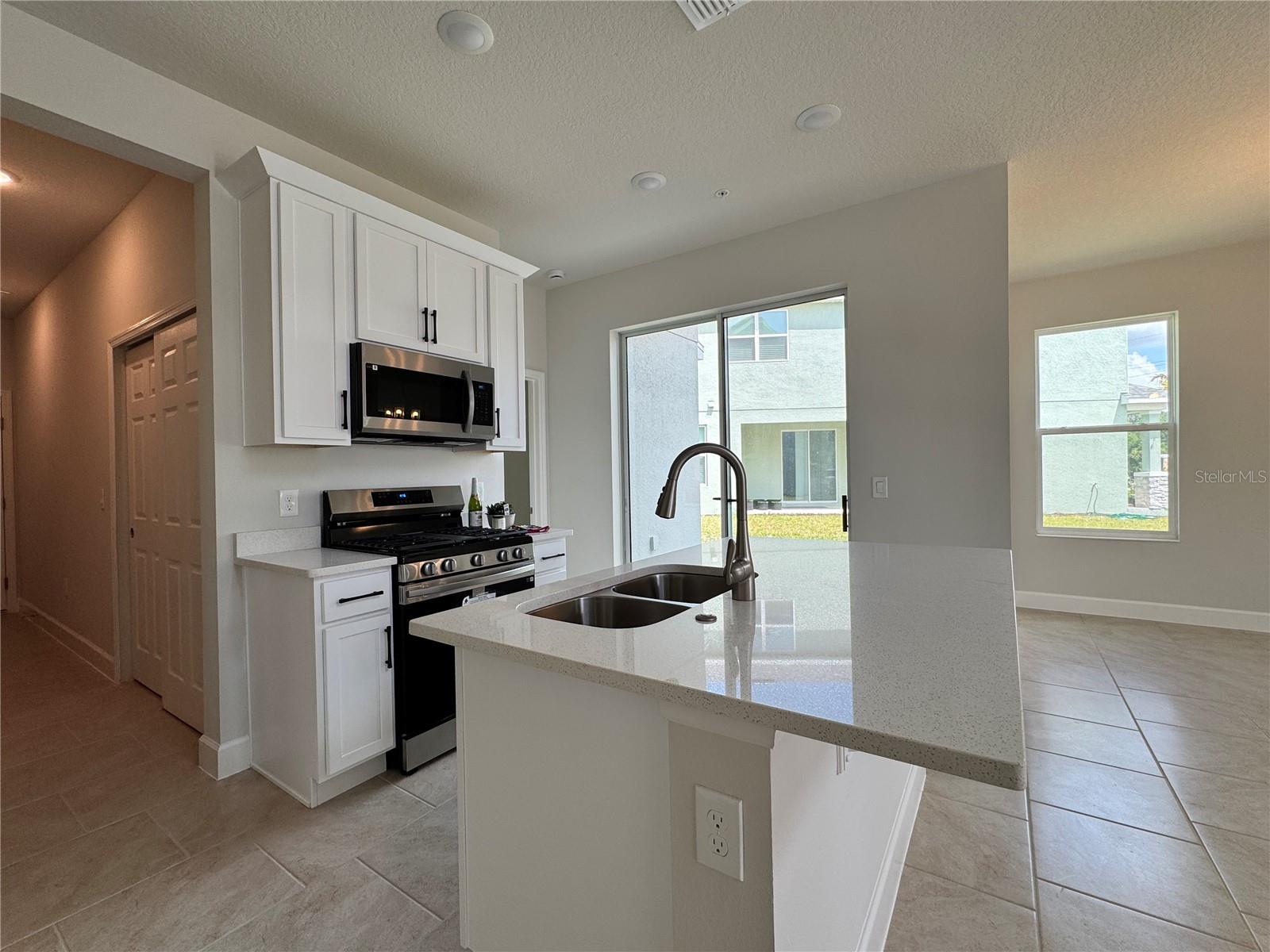 392 BELMOND DR, DEBARY, FL, 32713