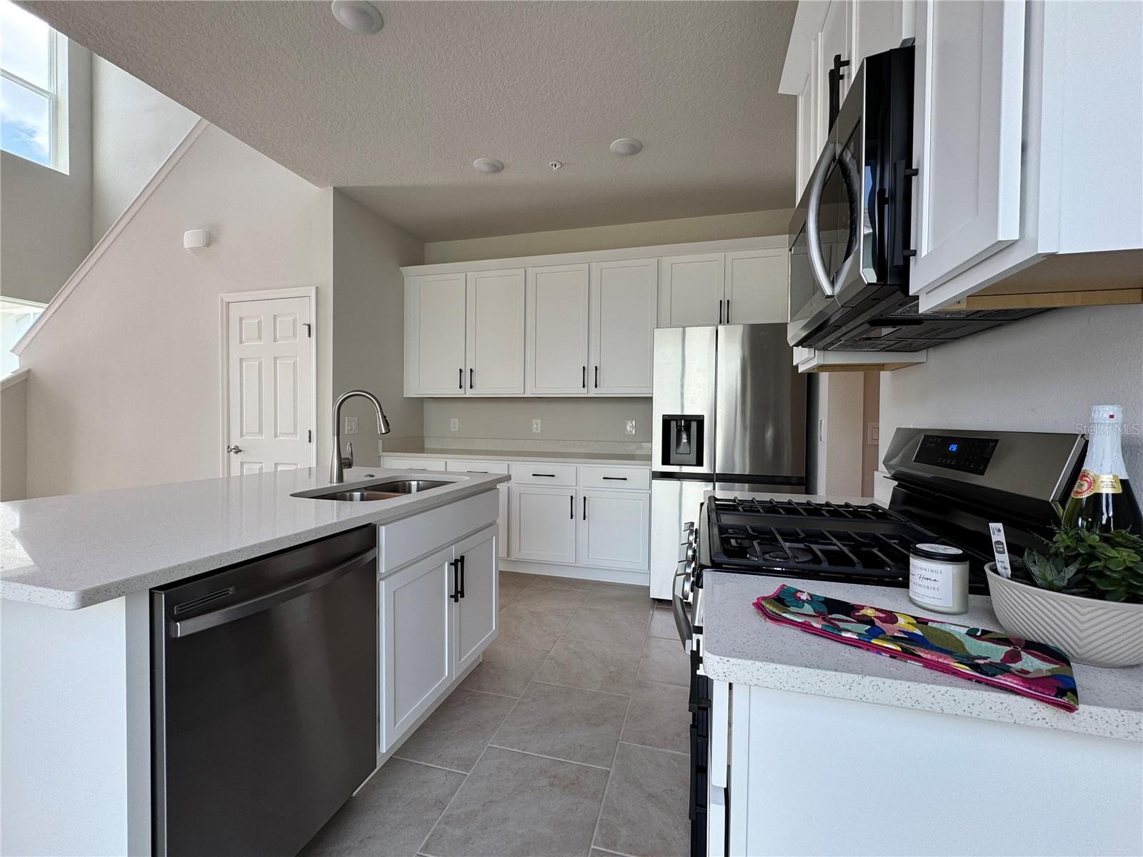 392 BELMOND DR, DEBARY, FL, 32713