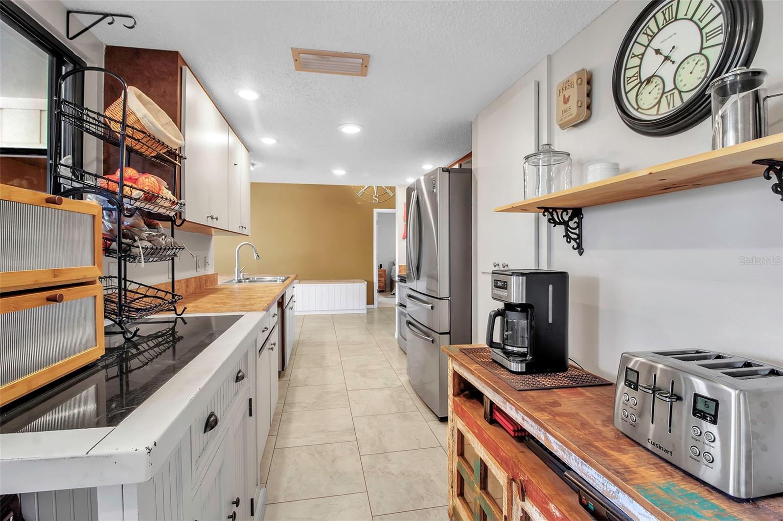 9011 HILOLO LN, VENICE, FL, 34293