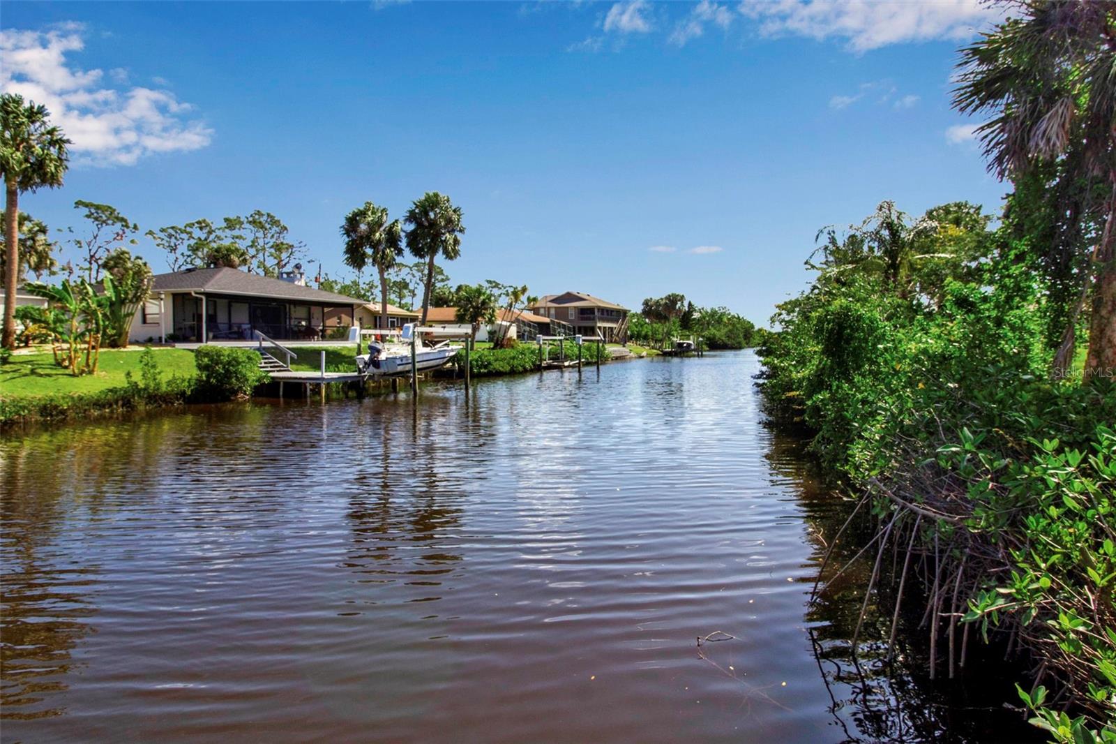 9011 HILOLO LN, VENICE, FL, 34293