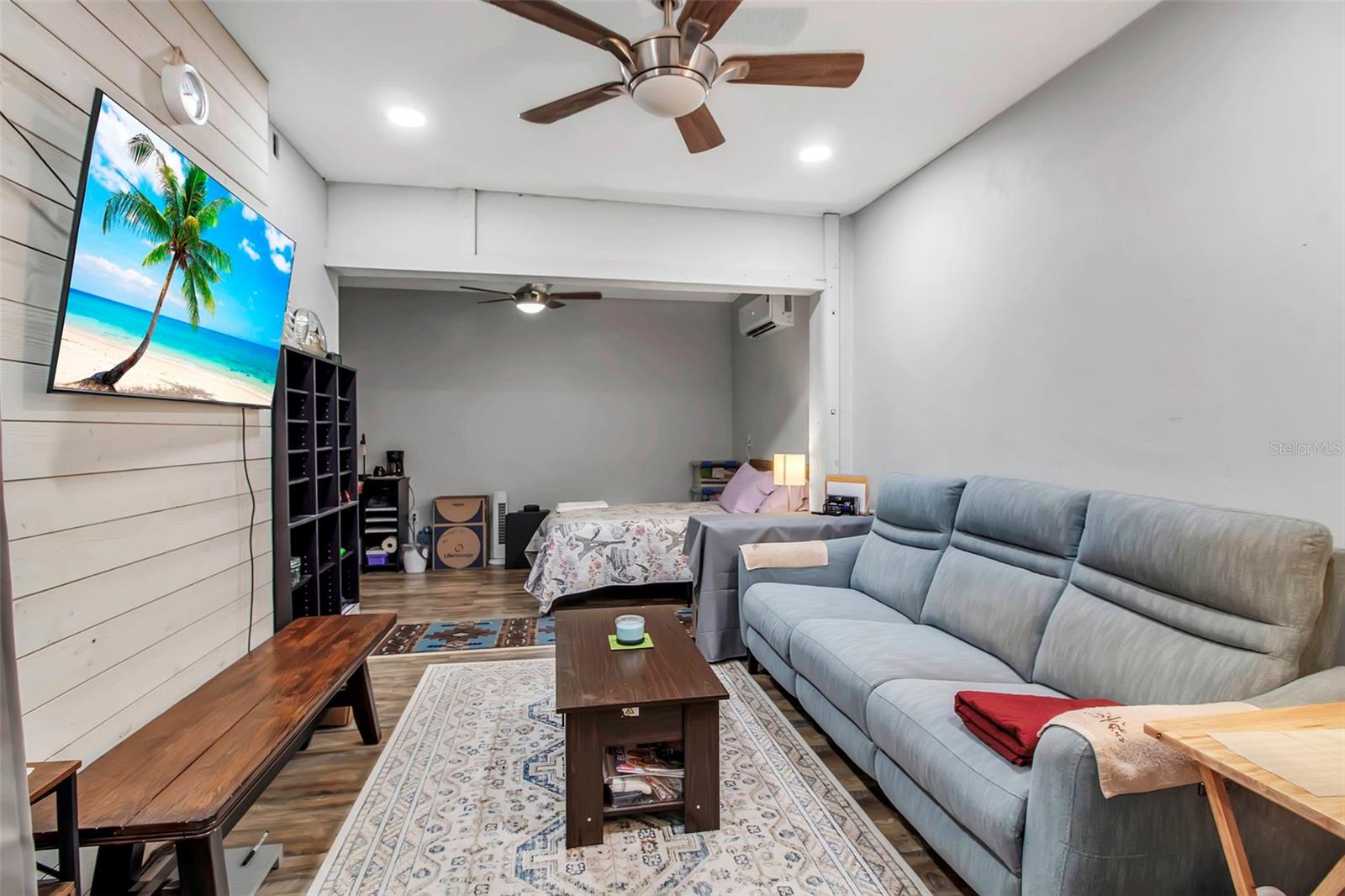 9011 HILOLO LN, VENICE, FL, 34293