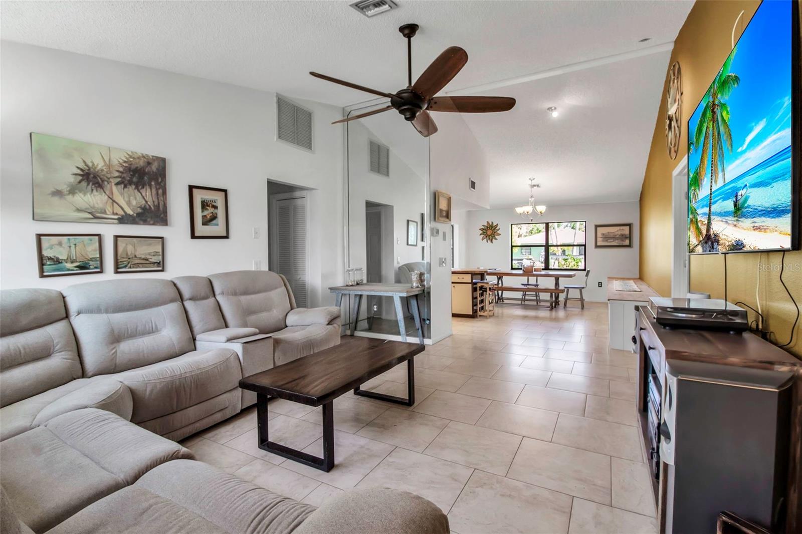 9011 HILOLO LN, VENICE, FL, 34293