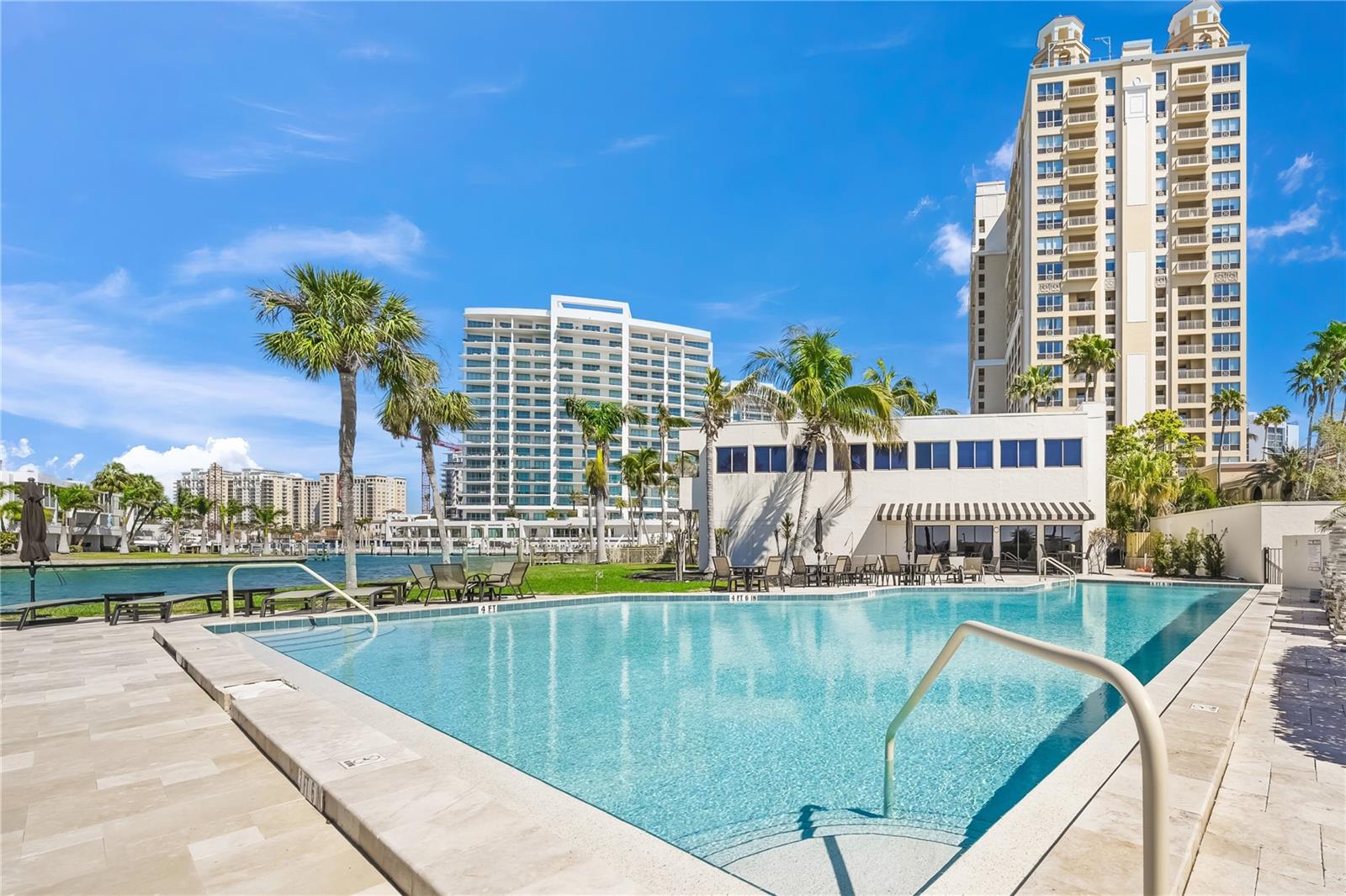 101 SUNSET DR #102, SARASOTA, FL, 34236