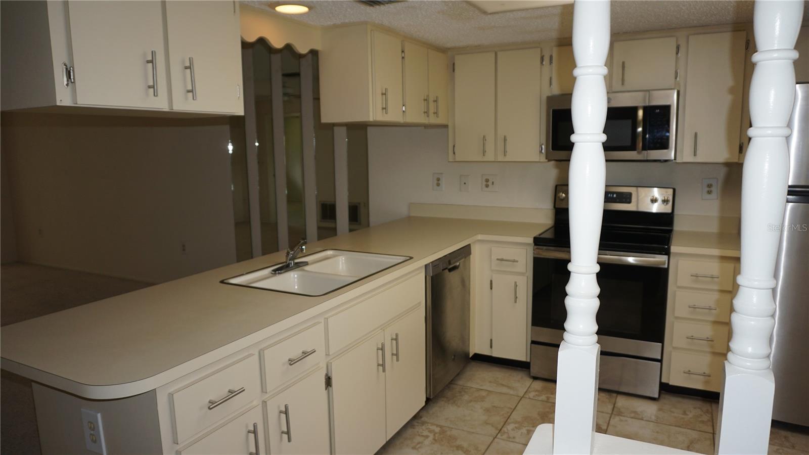 12371 DEARBORN DR, HUDSON, FL, 34667