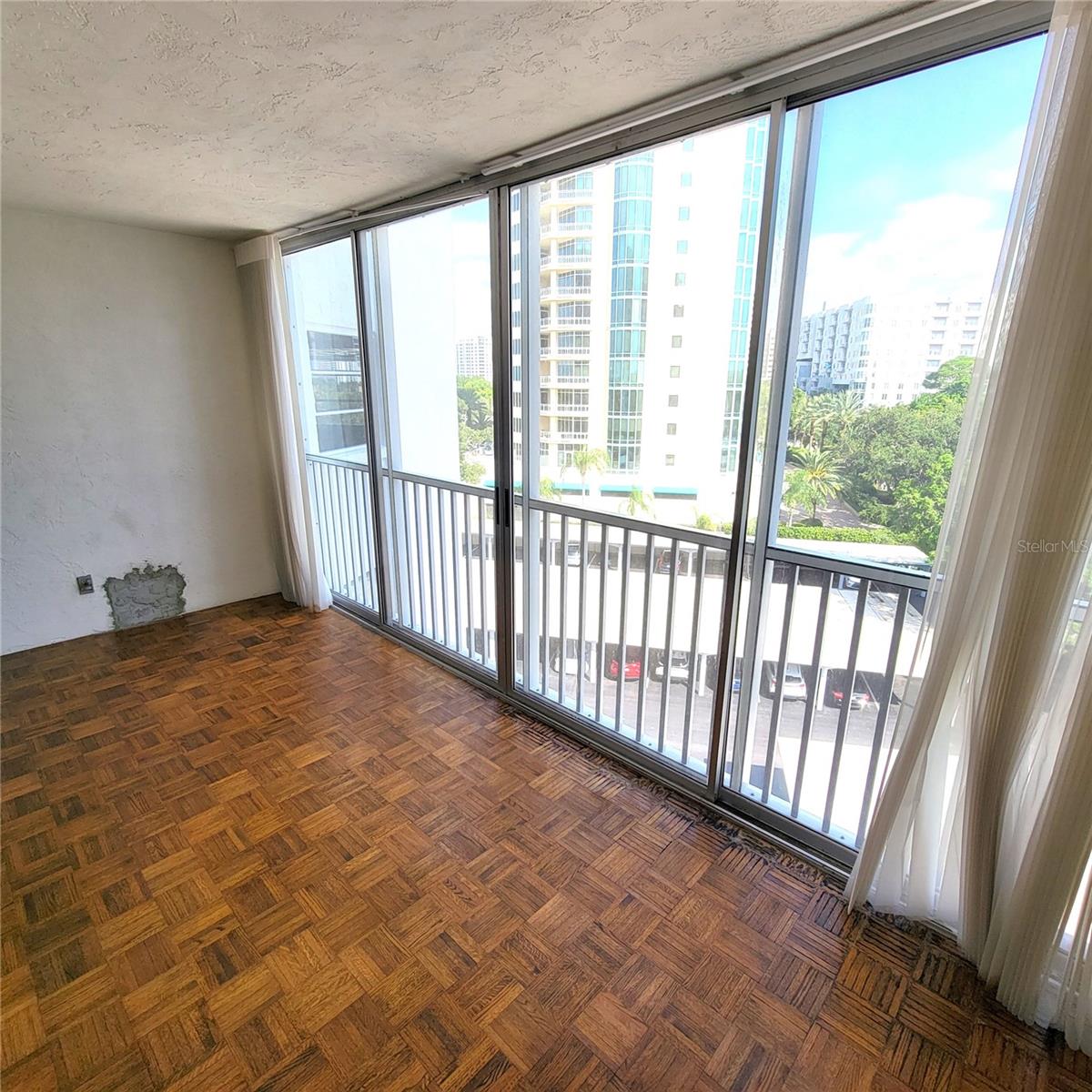 435 S GULFSTREAM AVE #605, SARASOTA, FL, 34236