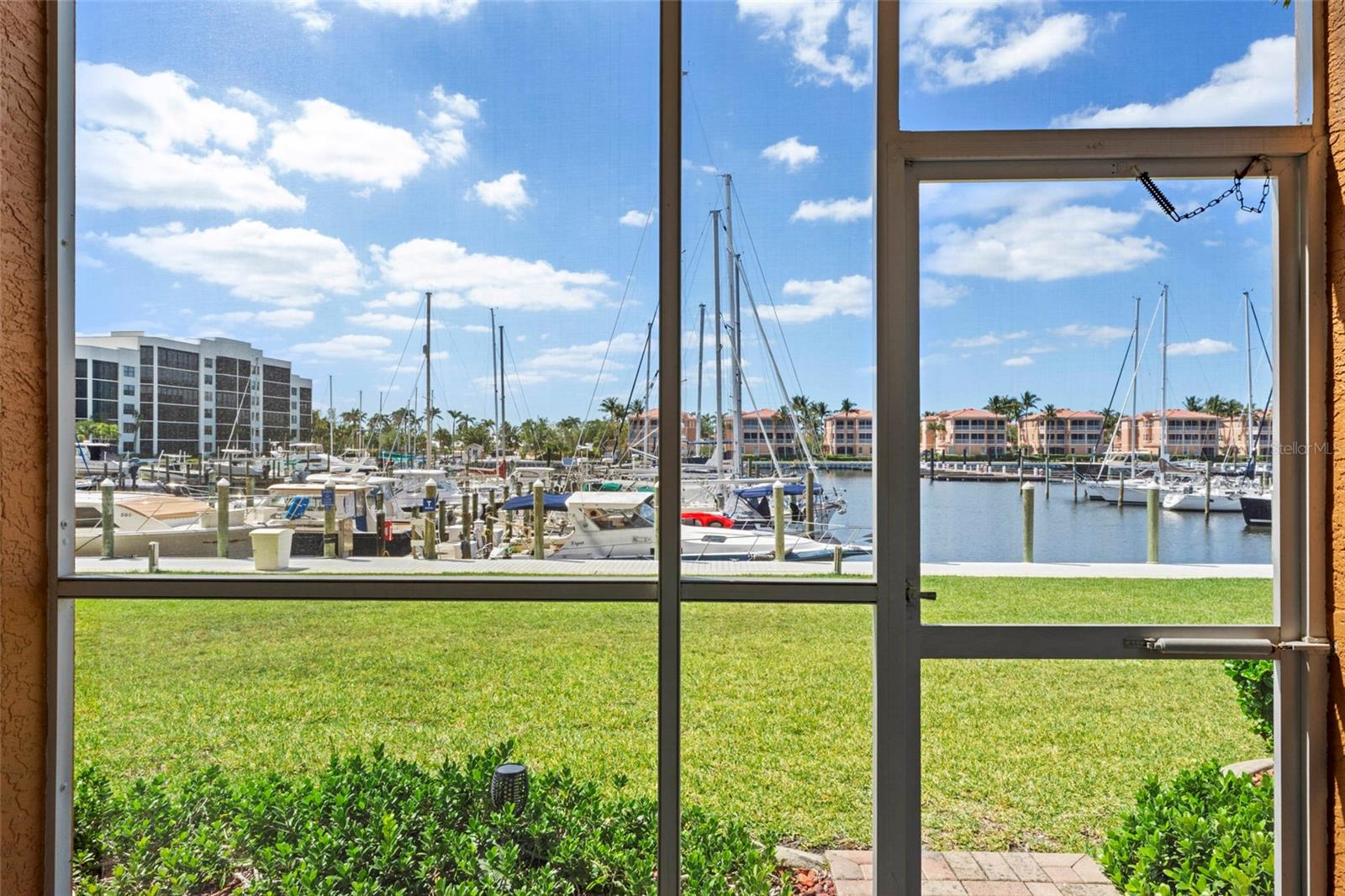 2060 MATECUMBE KEY RD #2106, PUNTA GORDA, FL, 33955