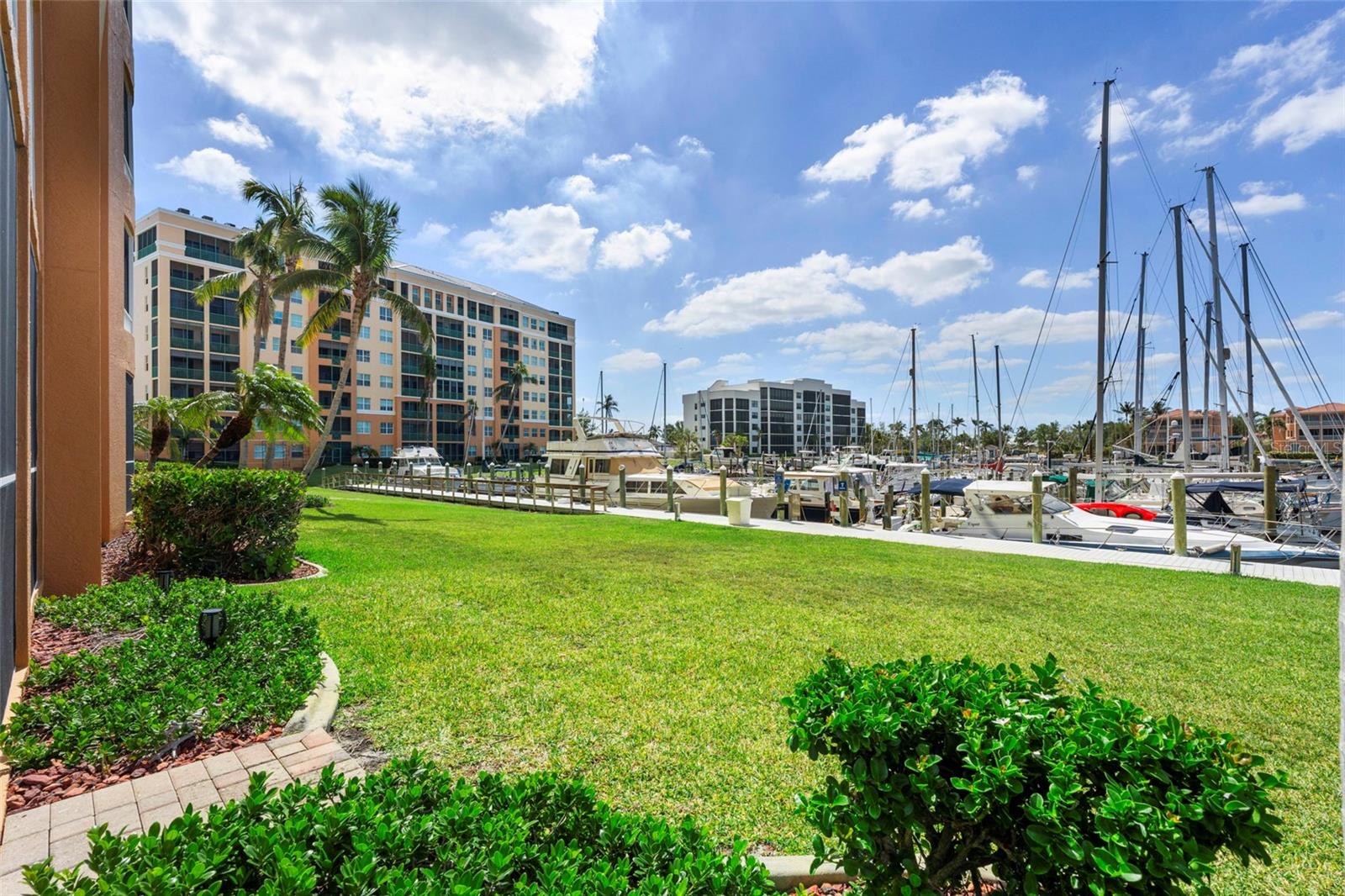 2060 MATECUMBE KEY RD #2106, PUNTA GORDA, FL, 33955