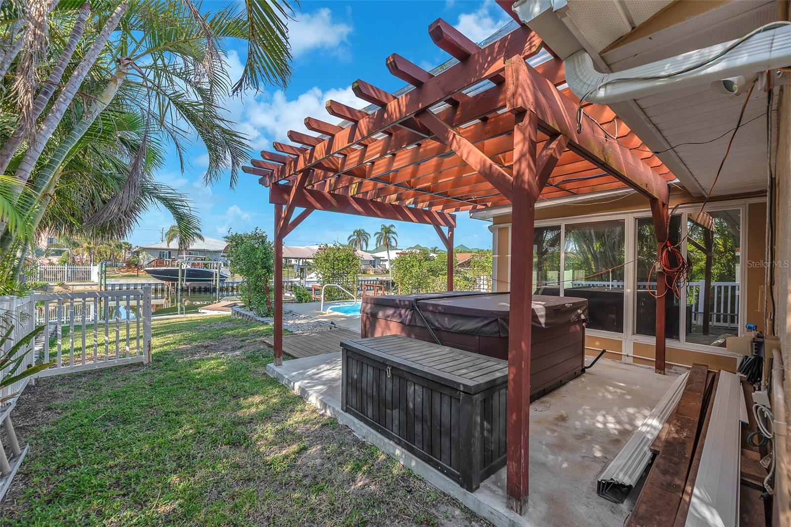 1012 SPINDLE PALM WAY, APOLLO BEACH, FL, 33572