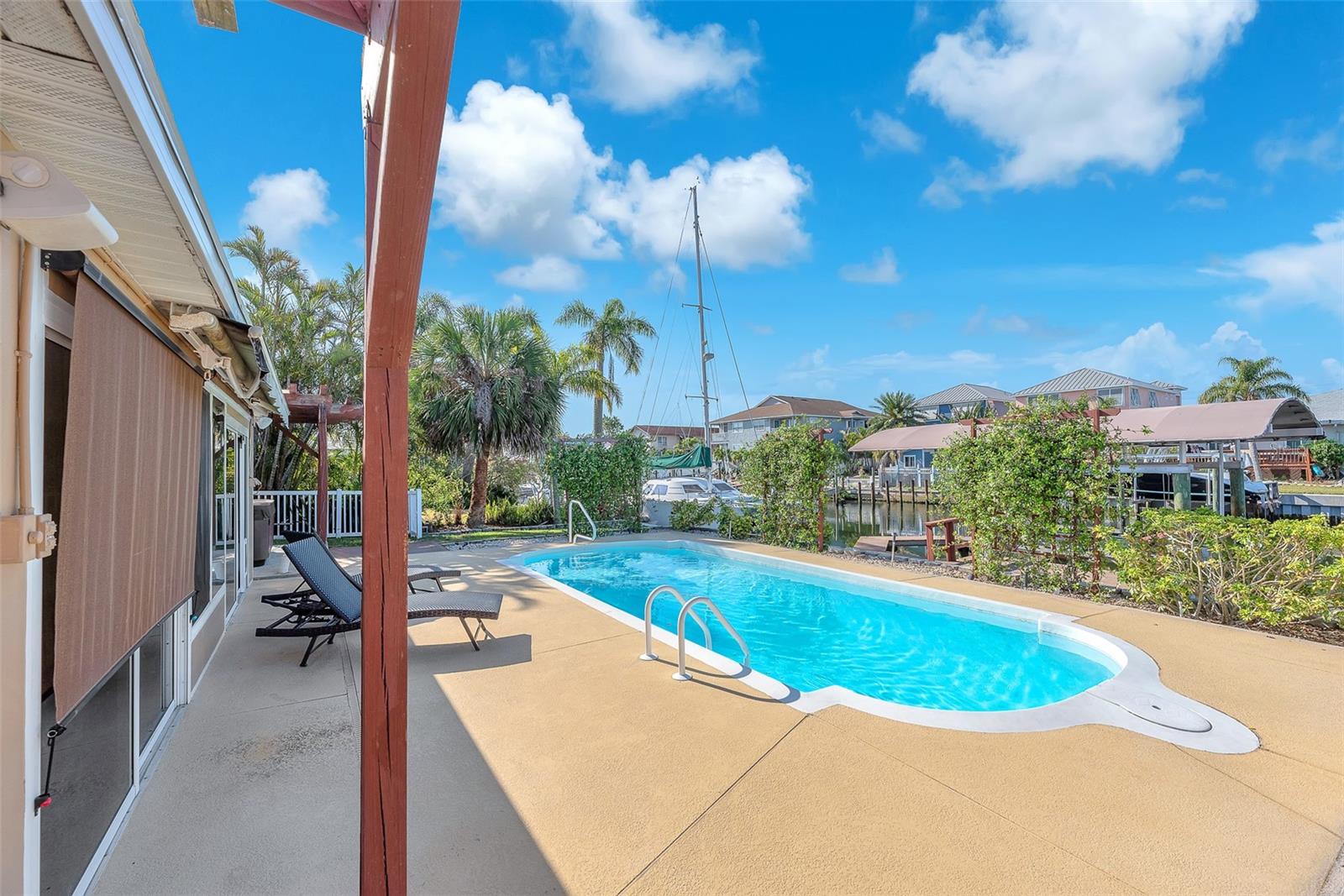 1012 SPINDLE PALM WAY, APOLLO BEACH, FL, 33572