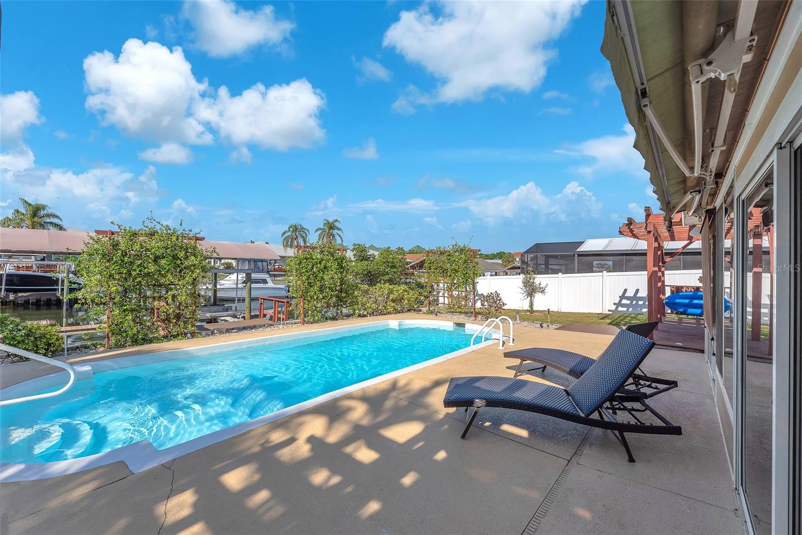 1012 SPINDLE PALM WAY, APOLLO BEACH, FL, 33572