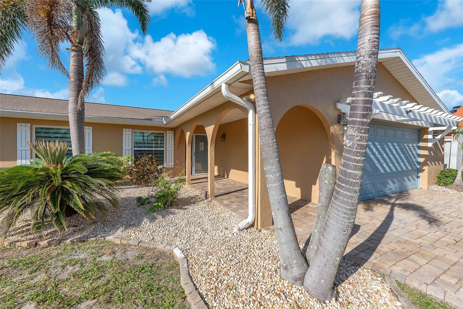 1012 SPINDLE PALM WAY, APOLLO BEACH, FL, 33572