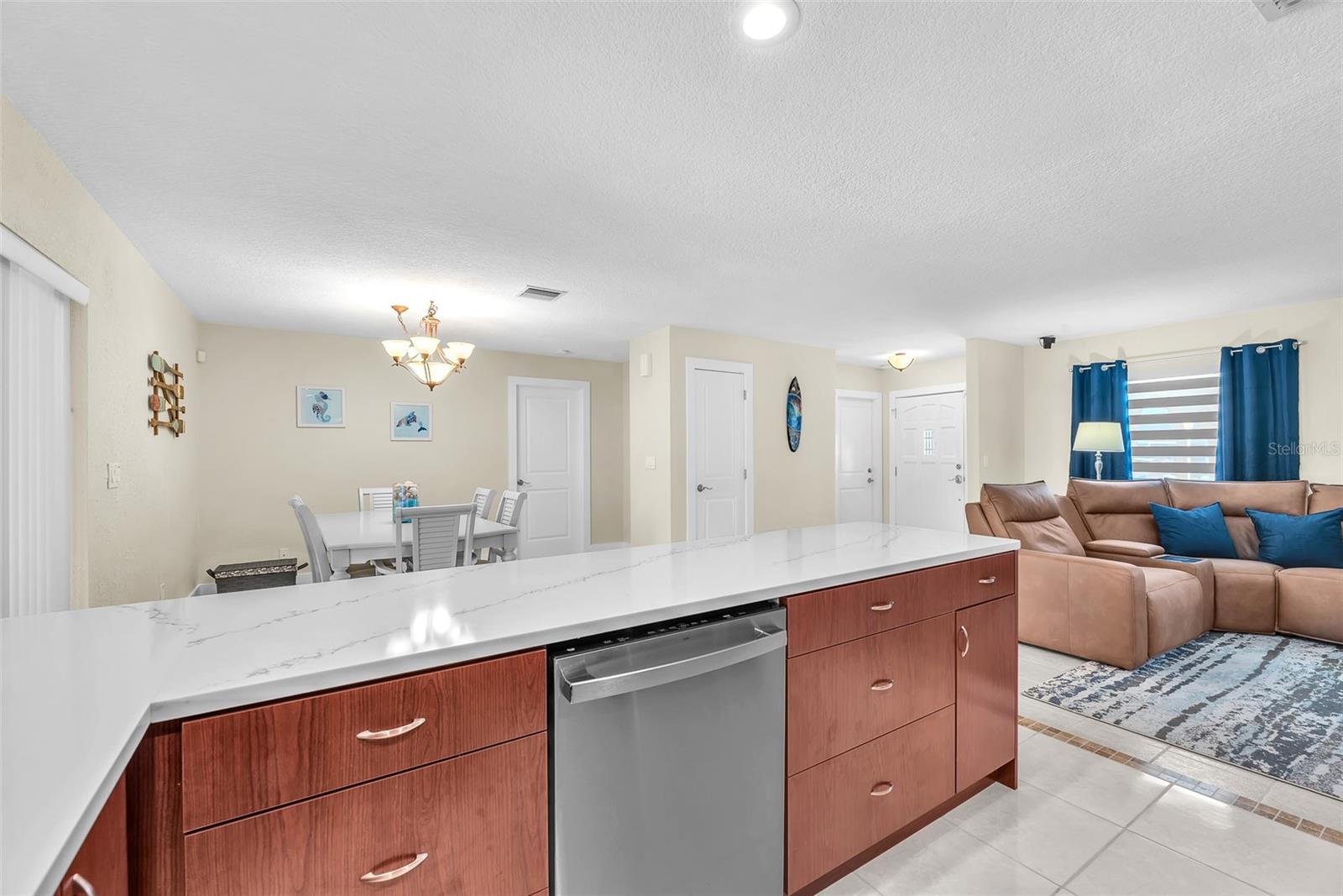 1012 SPINDLE PALM WAY, APOLLO BEACH, FL, 33572