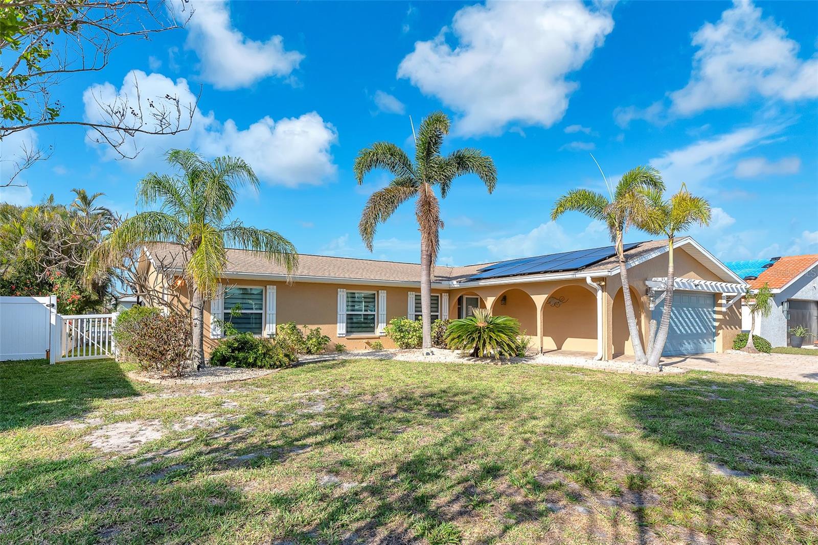 1012 SPINDLE PALM WAY, APOLLO BEACH, FL, 33572