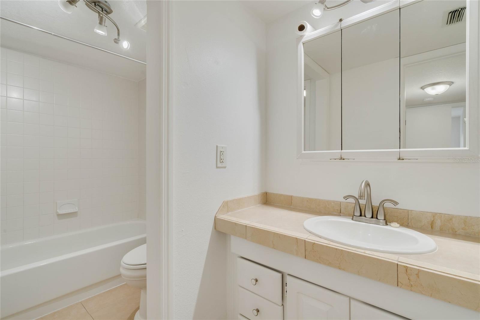 304 CHEROKEE CT #C, ALTAMONTE SPRINGS, FL, 32701