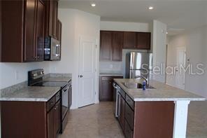 18291 FALLING PINE NEEDLE LN, LAND O LAKES, FL, 34638