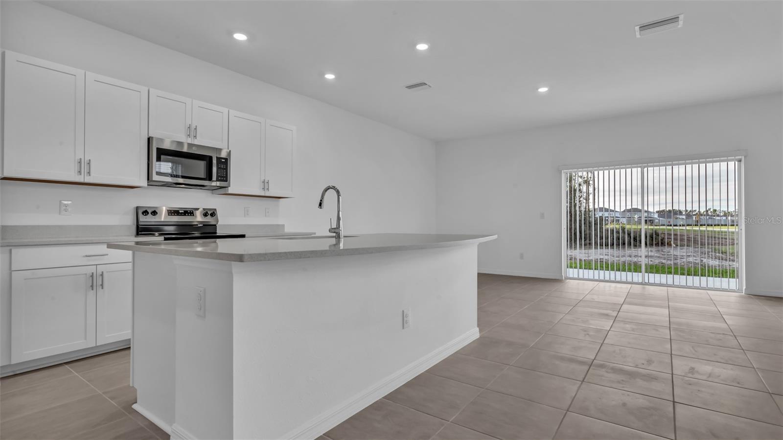 2205 HALLIER CV, WESLEY CHAPEL, FL, 33543