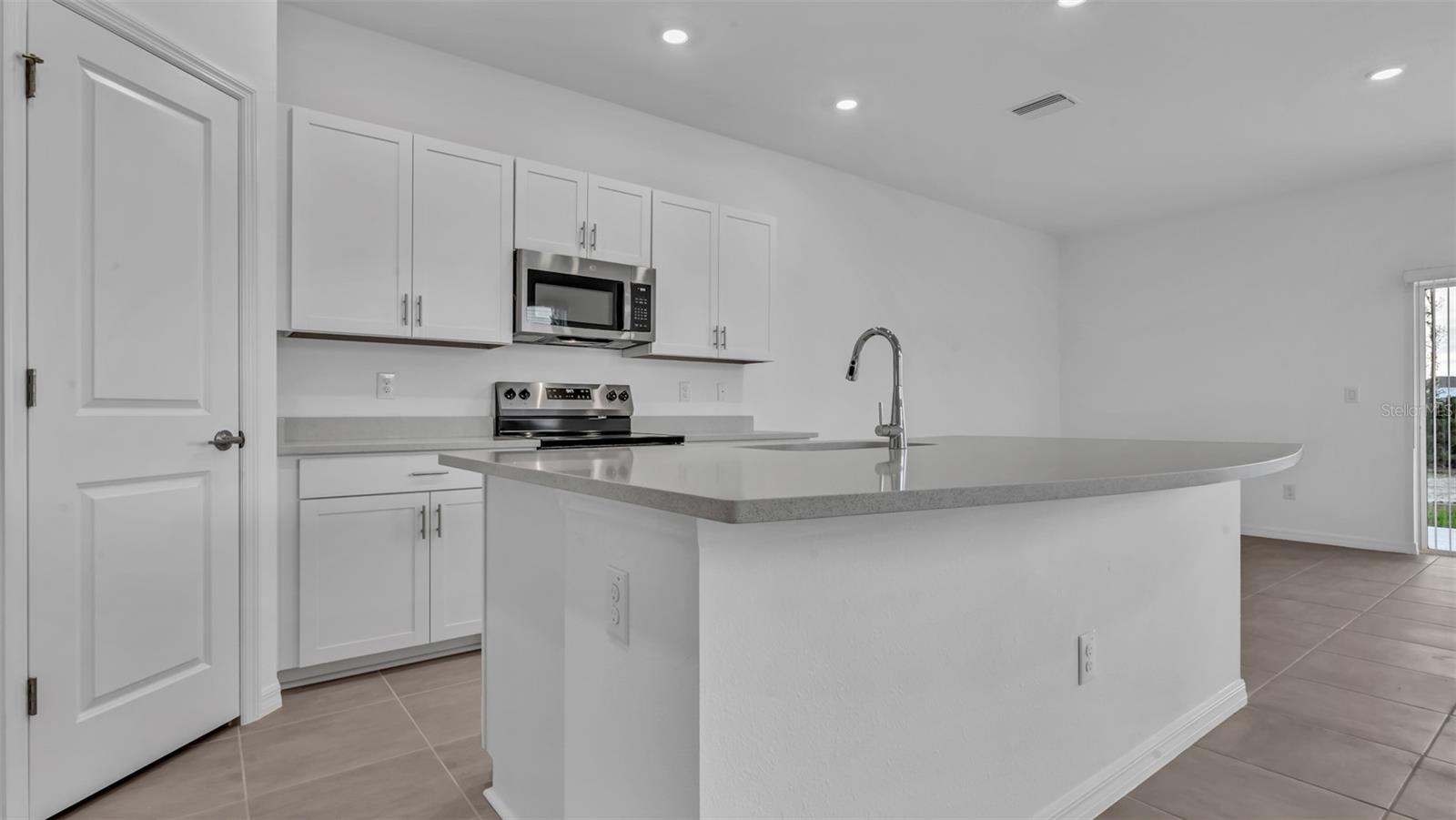 2205 HALLIER CV, WESLEY CHAPEL, FL, 33543