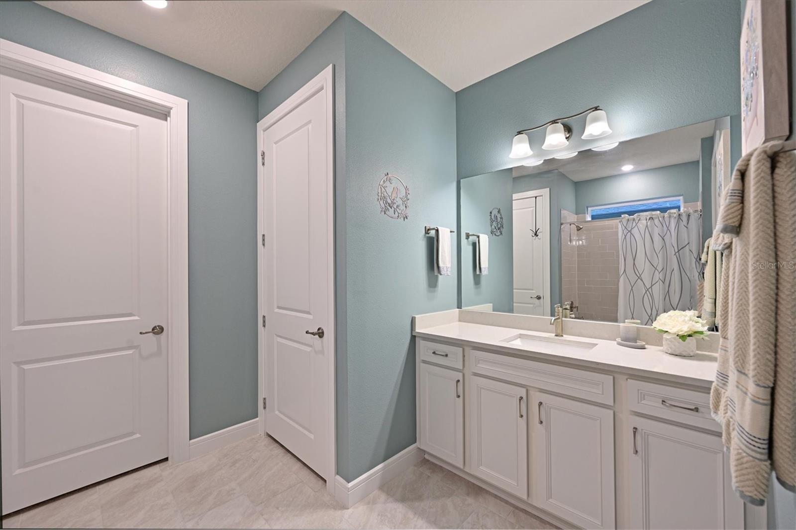 8722 BACKSHORE LN, PARRISH, FL, 34219