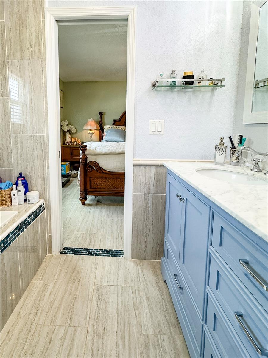 624 JAMAICA CIR E, APOLLO BEACH, FL, 33572