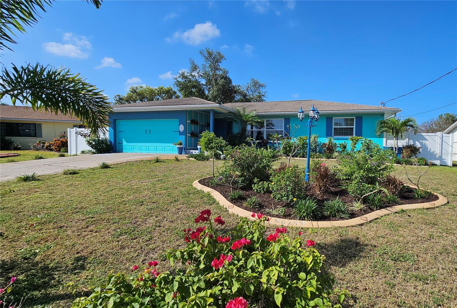 624 JAMAICA CIR E, APOLLO BEACH, FL, 33572