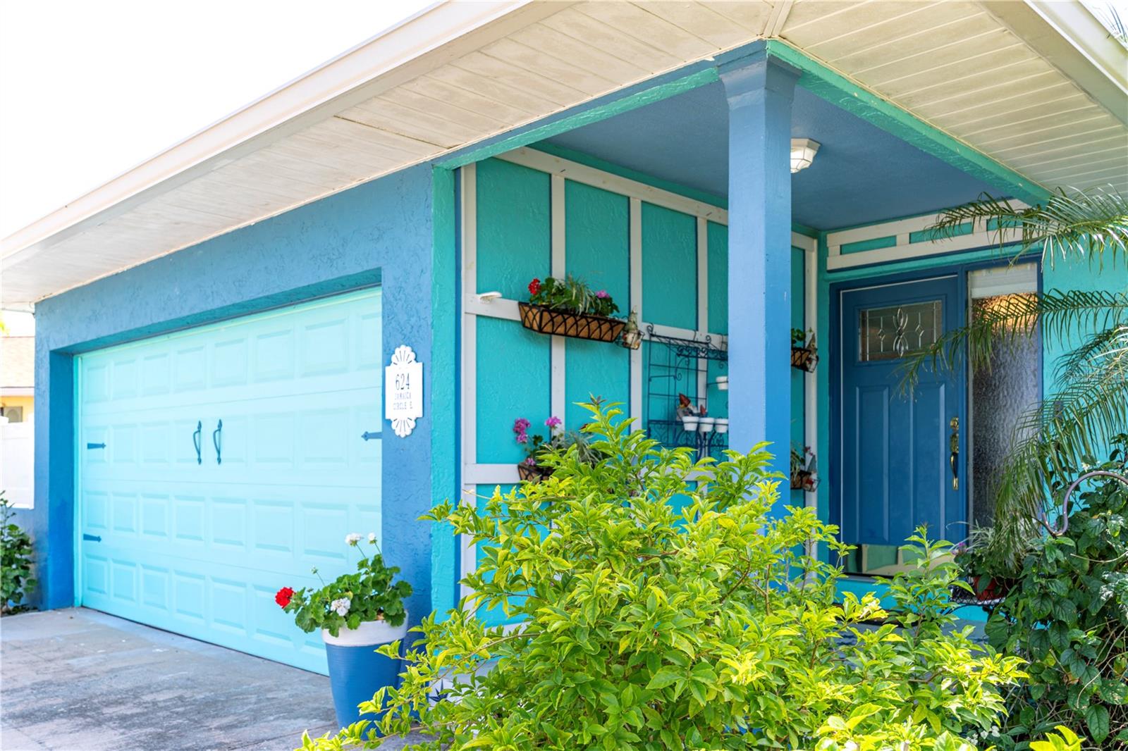624 JAMAICA CIR E, APOLLO BEACH, FL, 33572