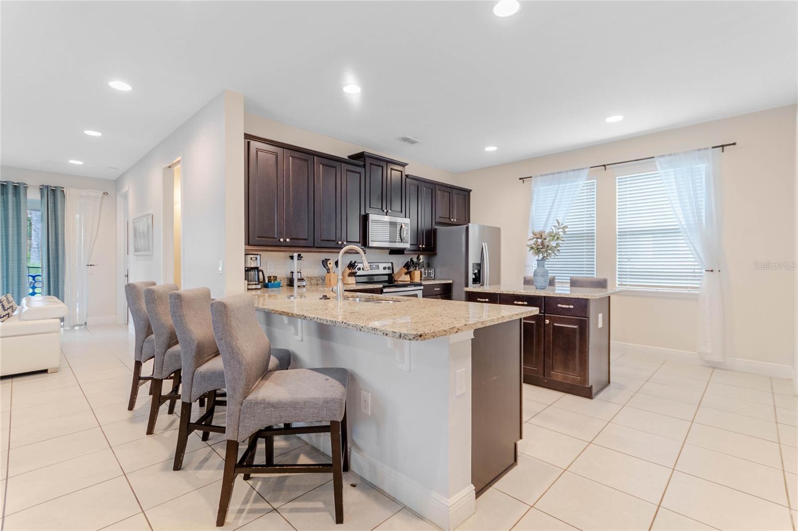 321 FALLS DR, KISSIMMEE, FL, 34747