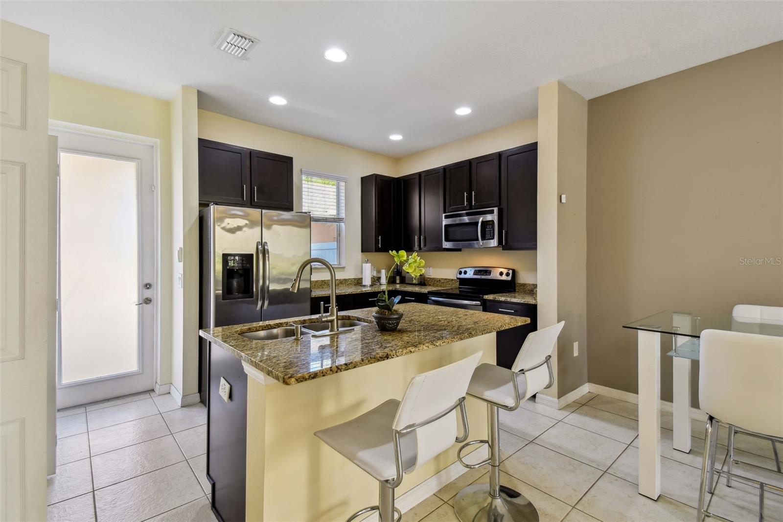 14090 AVENUE OF THE GROVES, WINTER GARDEN, FL, 34787