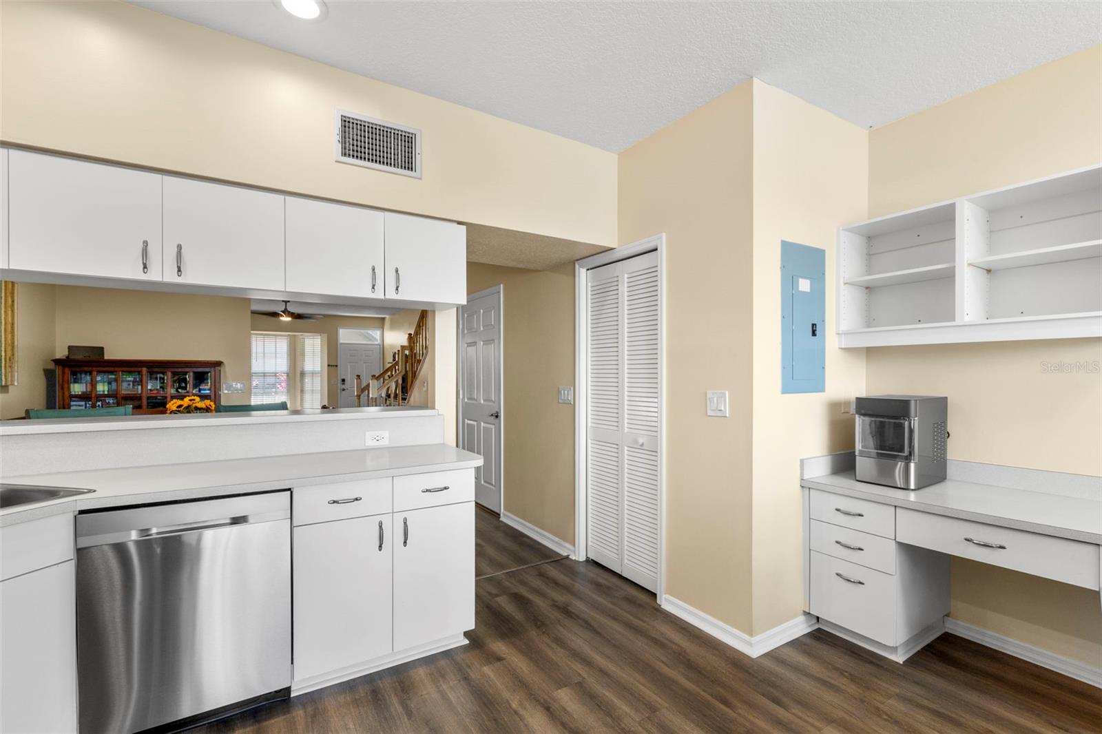 2782 COUNTRYSIDE BLVD #2, CLEARWATER, FL, 33761