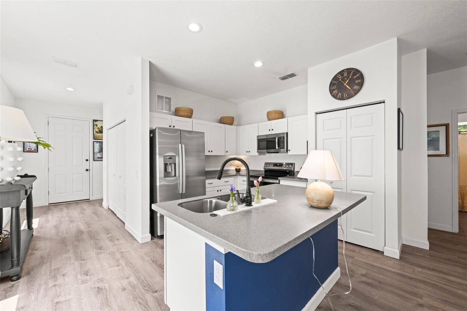 1800 LITTLE BIRD CT, SARASOTA, FL, 34235