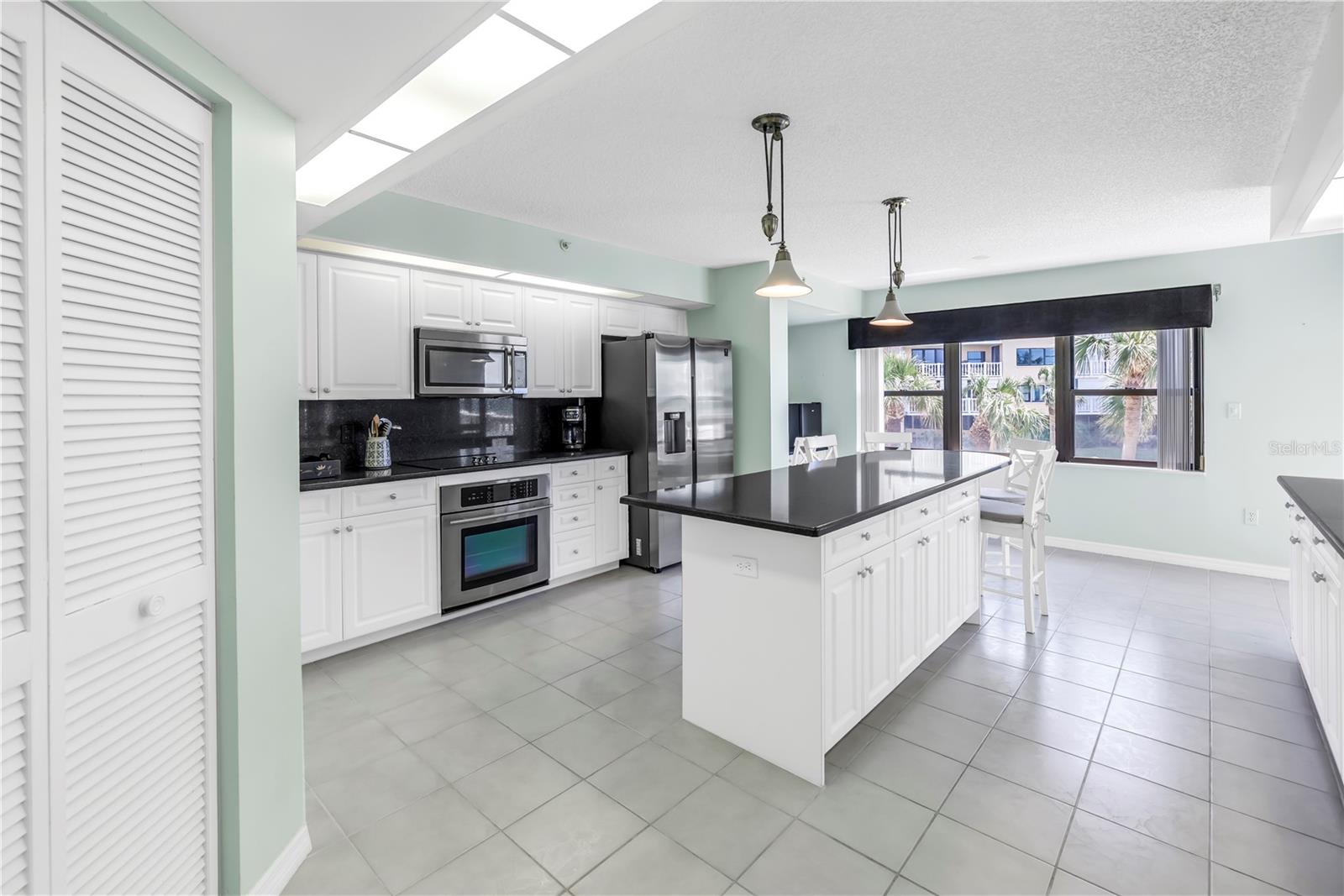 6650 SUNSET WAY #118, ST PETE BEACH, FL, 33706