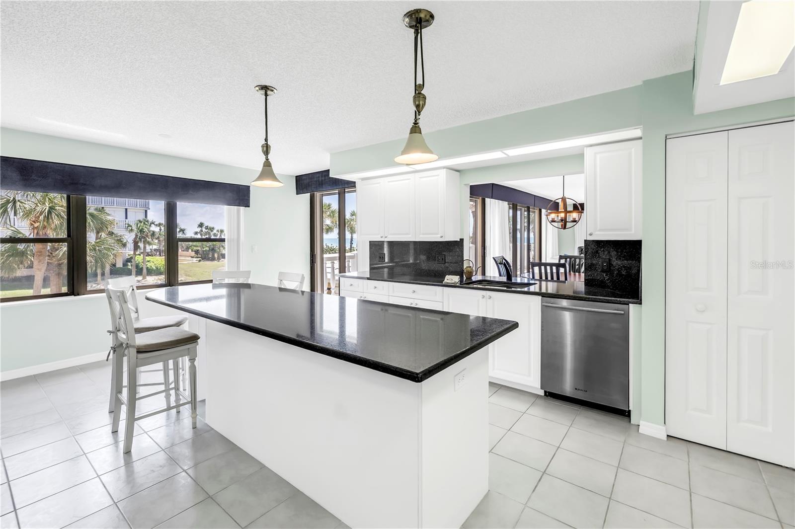 6650 SUNSET WAY #118, ST PETE BEACH, FL, 33706