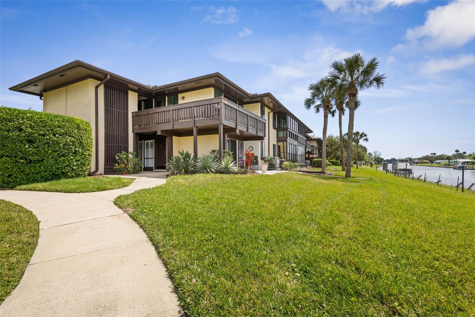 42 CLUB HOUSE DR #104, PALM COAST, FL, 32137