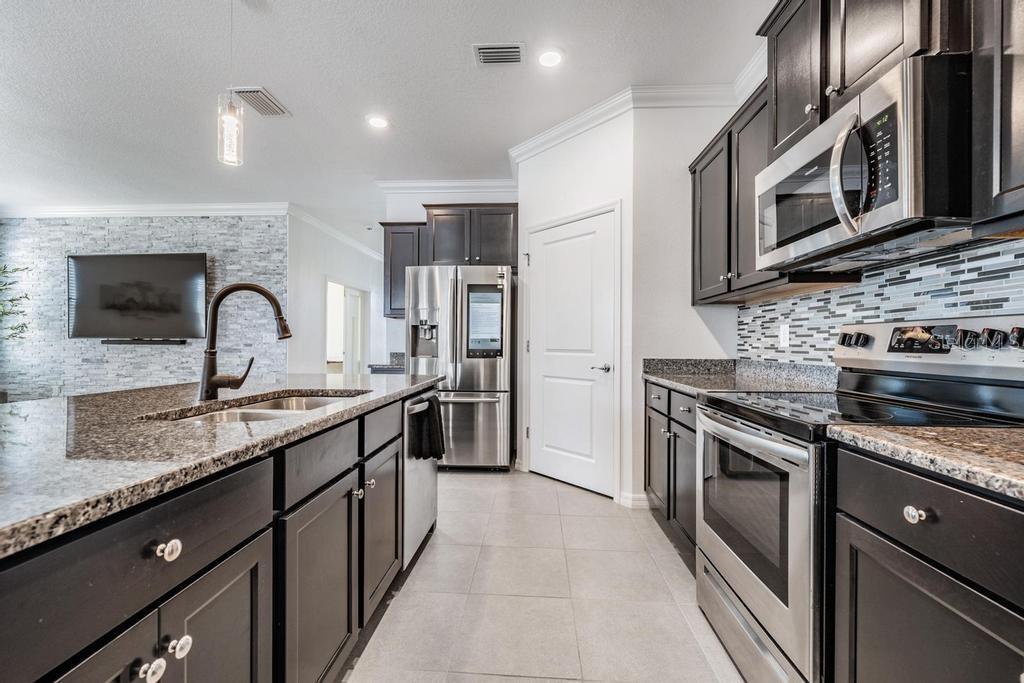 31649 TANSY BND, WESLEY CHAPEL, FL, 33545