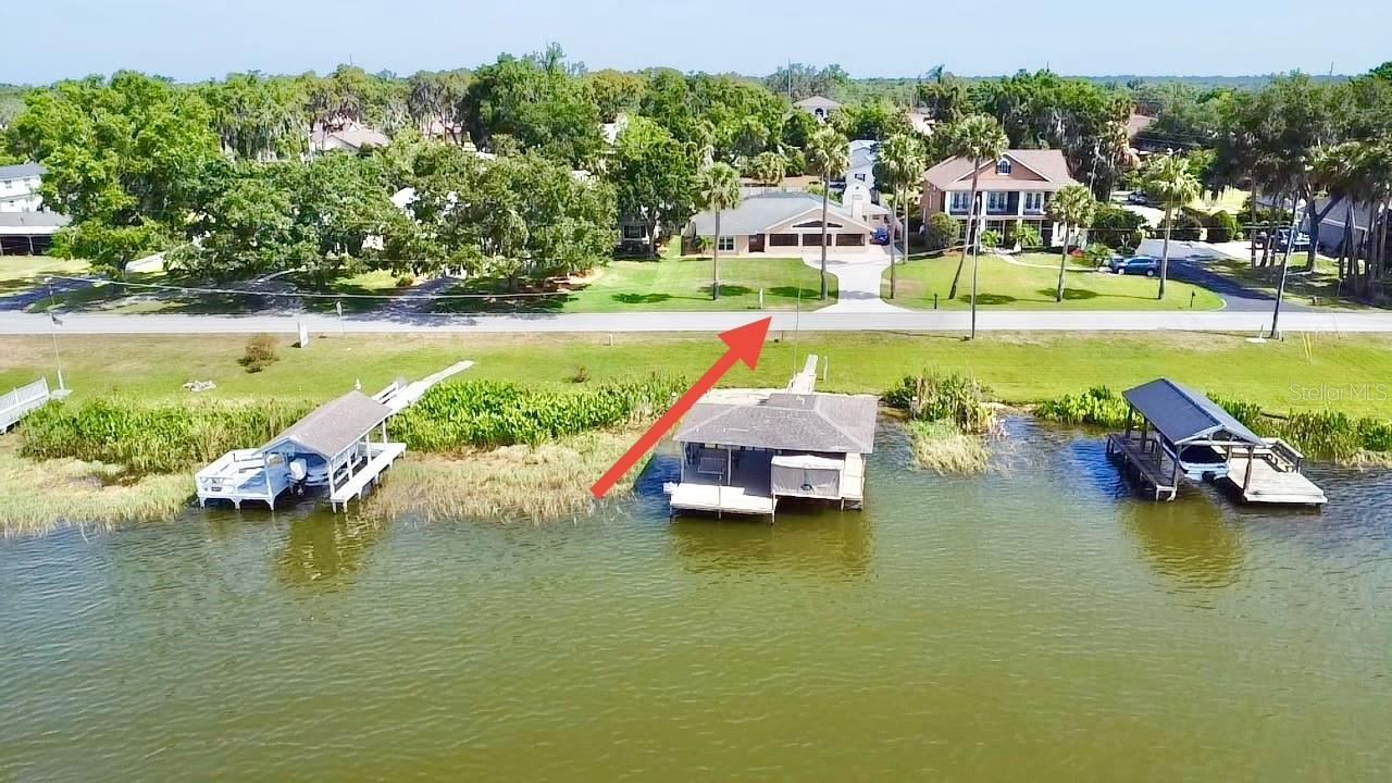 2037 LAKESHORE DR, MOUNT DORA, FL, 32757