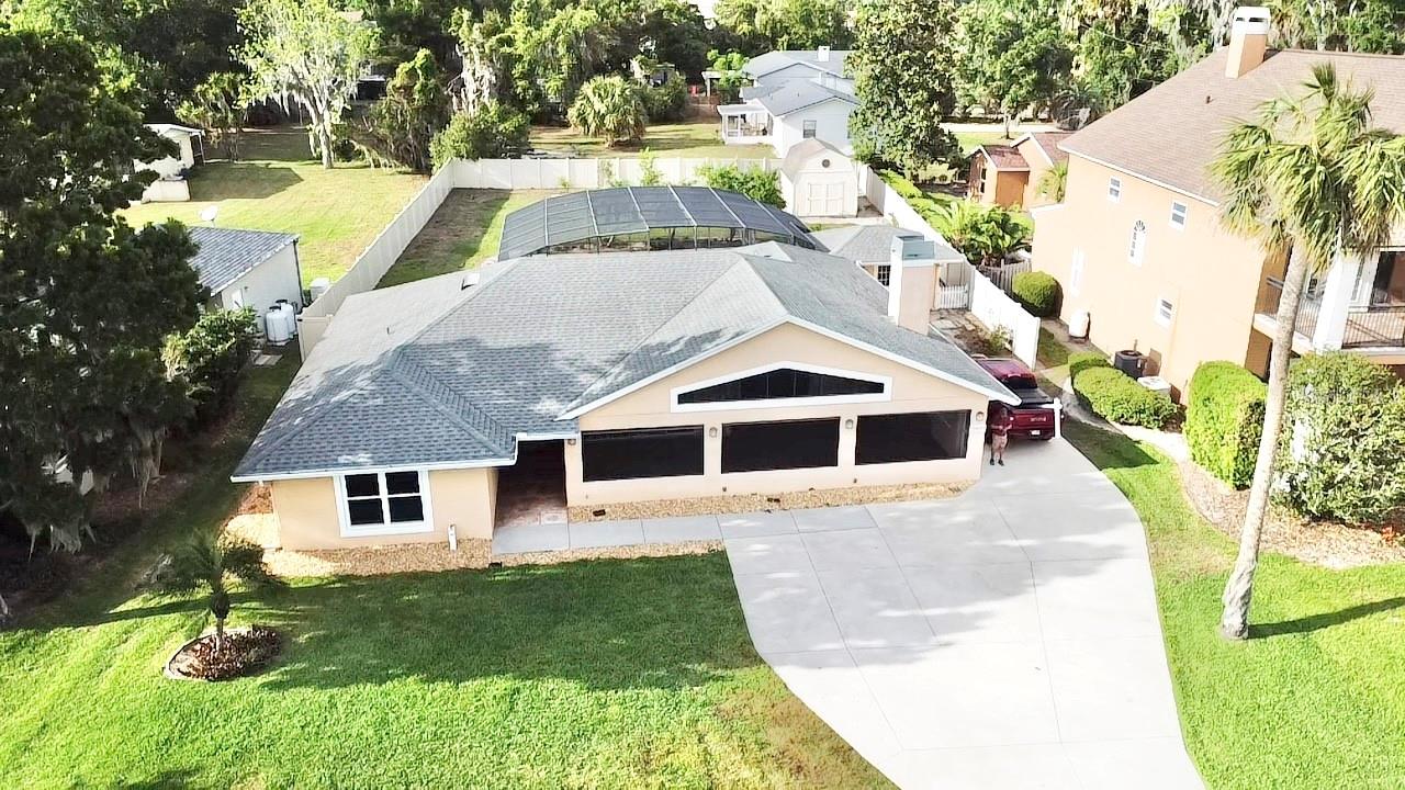 2037 LAKESHORE DR, MOUNT DORA, FL, 32757