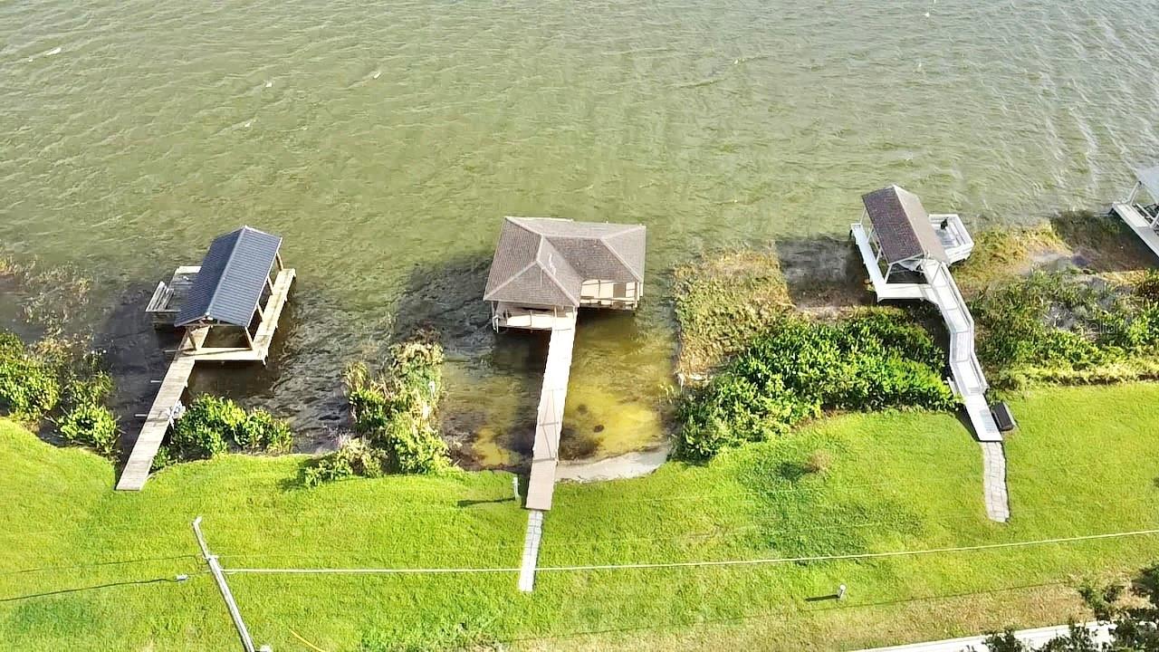 2037 LAKESHORE DR, MOUNT DORA, FL, 32757