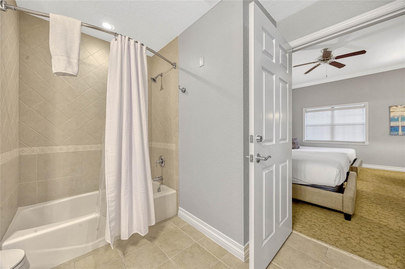 7652 WHISPER WAY #301, REUNION, FL, 34747