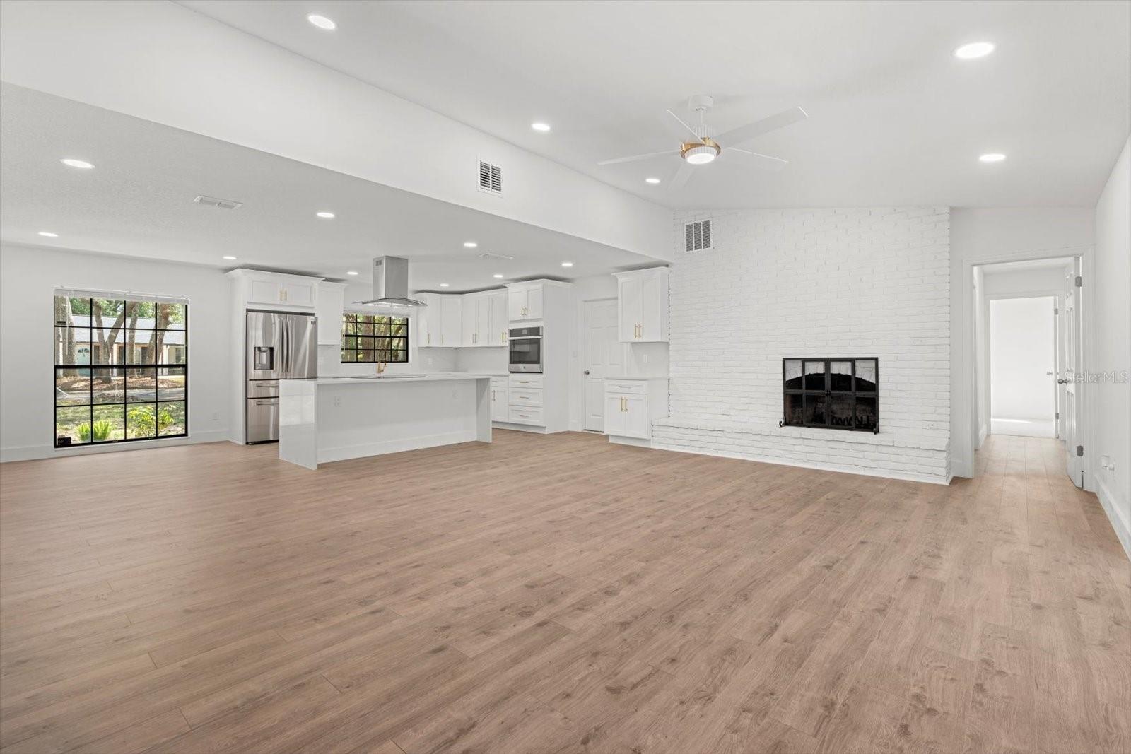 345 W HORNBEAM DR, LONGWOOD, FL, 32779