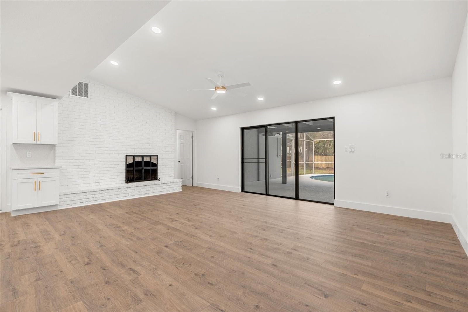 345 W HORNBEAM DR, LONGWOOD, FL, 32779