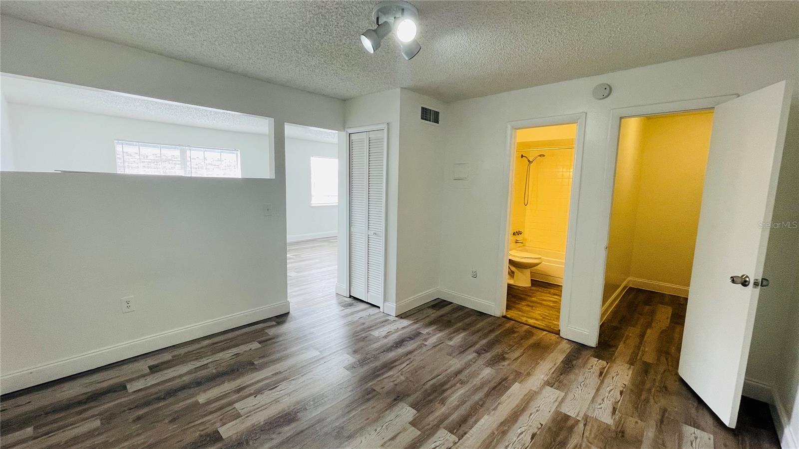 5317 CURRY FORD RD #O201, ORLANDO, FL, 32812