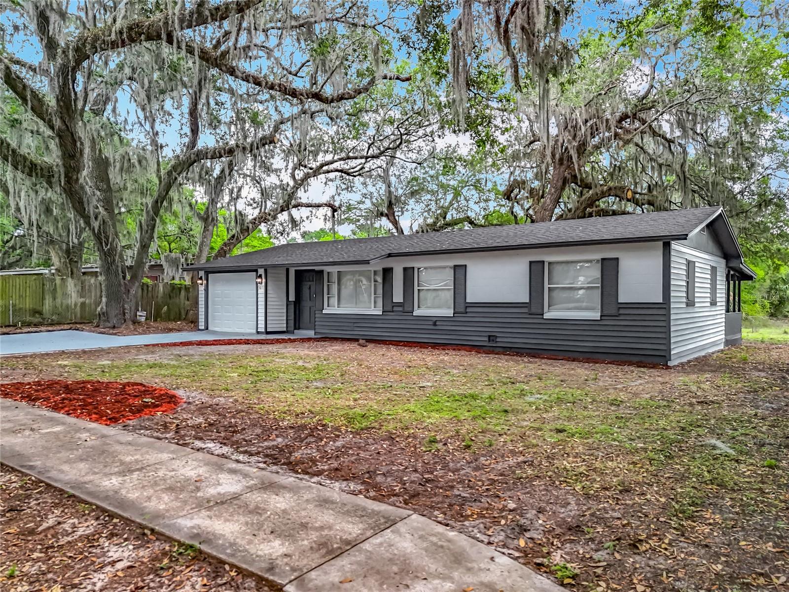 1611 HAMPTON RD, LEESBURG, FL, 34748