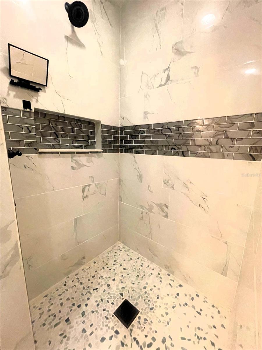 3421 SONDRIO CIR, TAMPA, FL, 33611