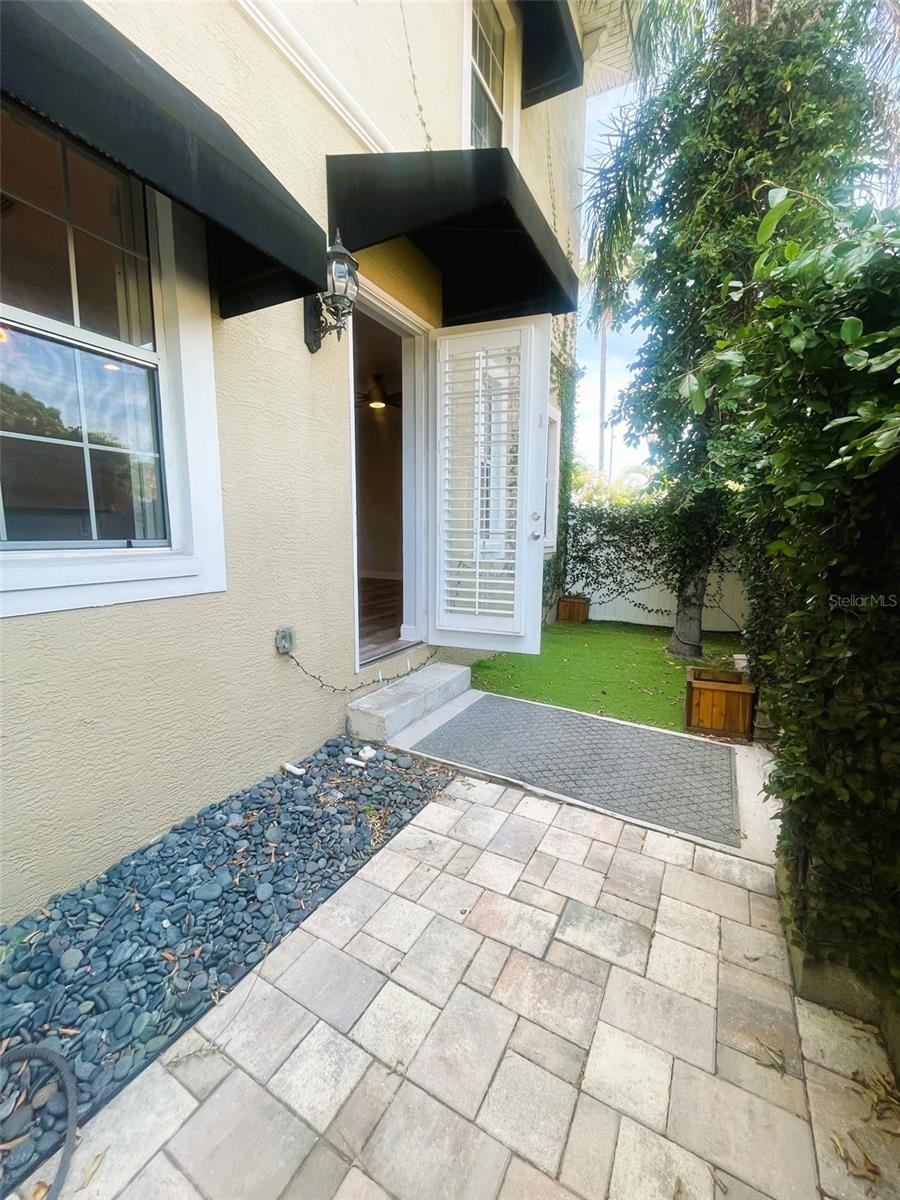 3421 SONDRIO CIR, TAMPA, FL, 33611
