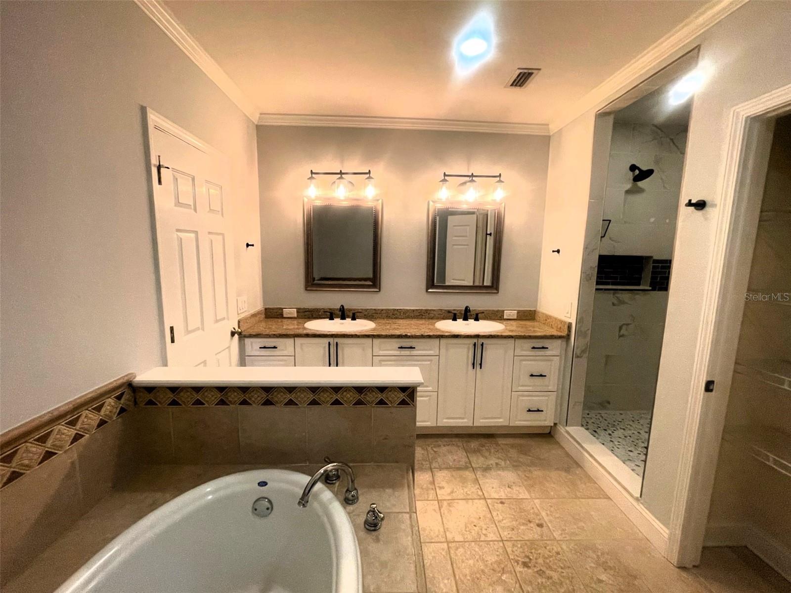 3421 SONDRIO CIR, TAMPA, FL, 33611