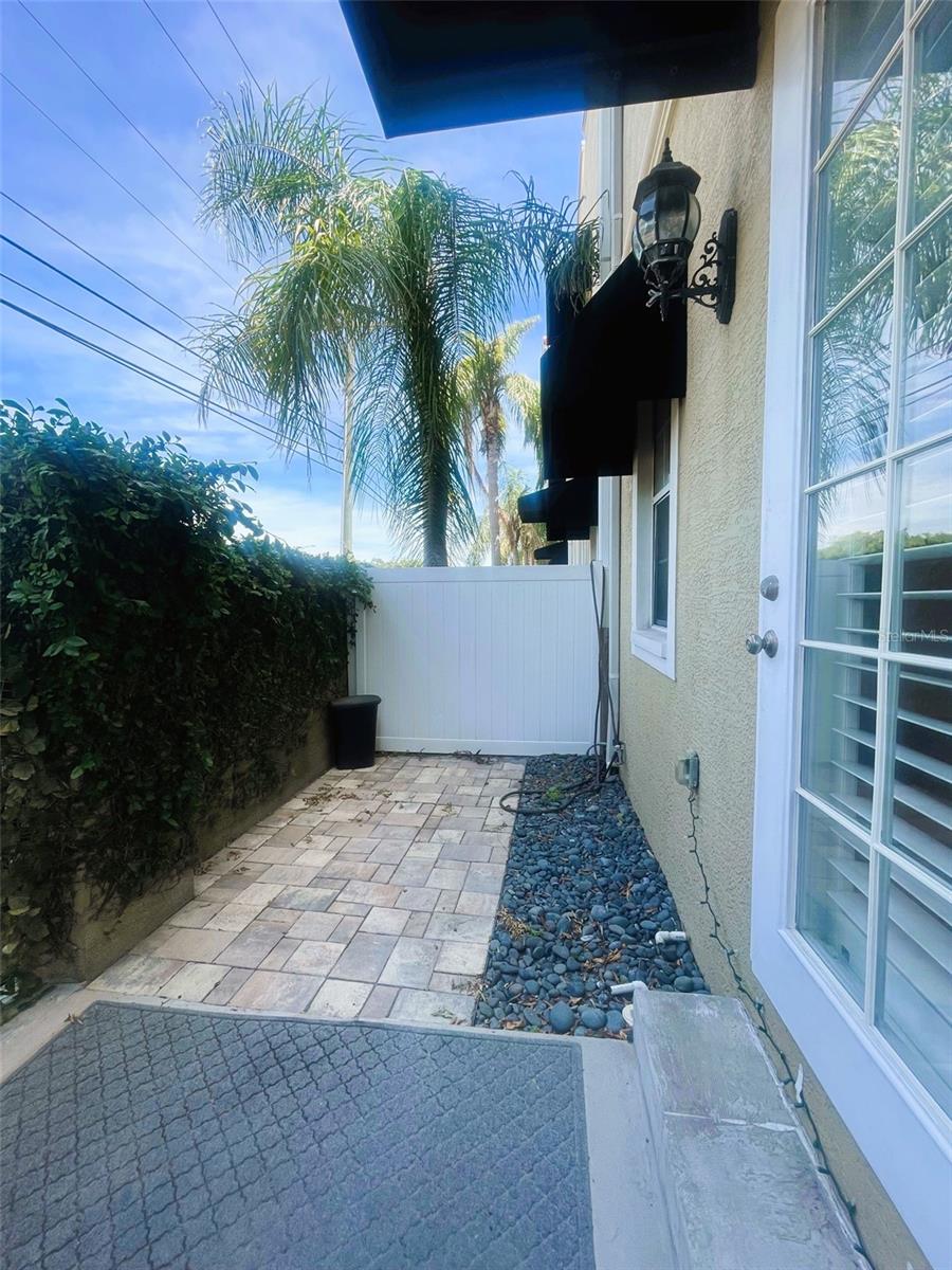3421 SONDRIO CIR, TAMPA, FL, 33611