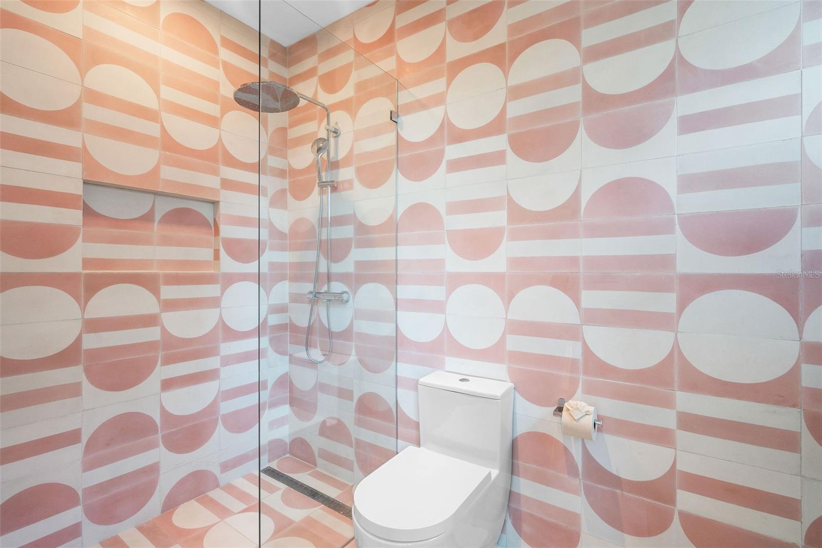 PR9112822 Property Photo