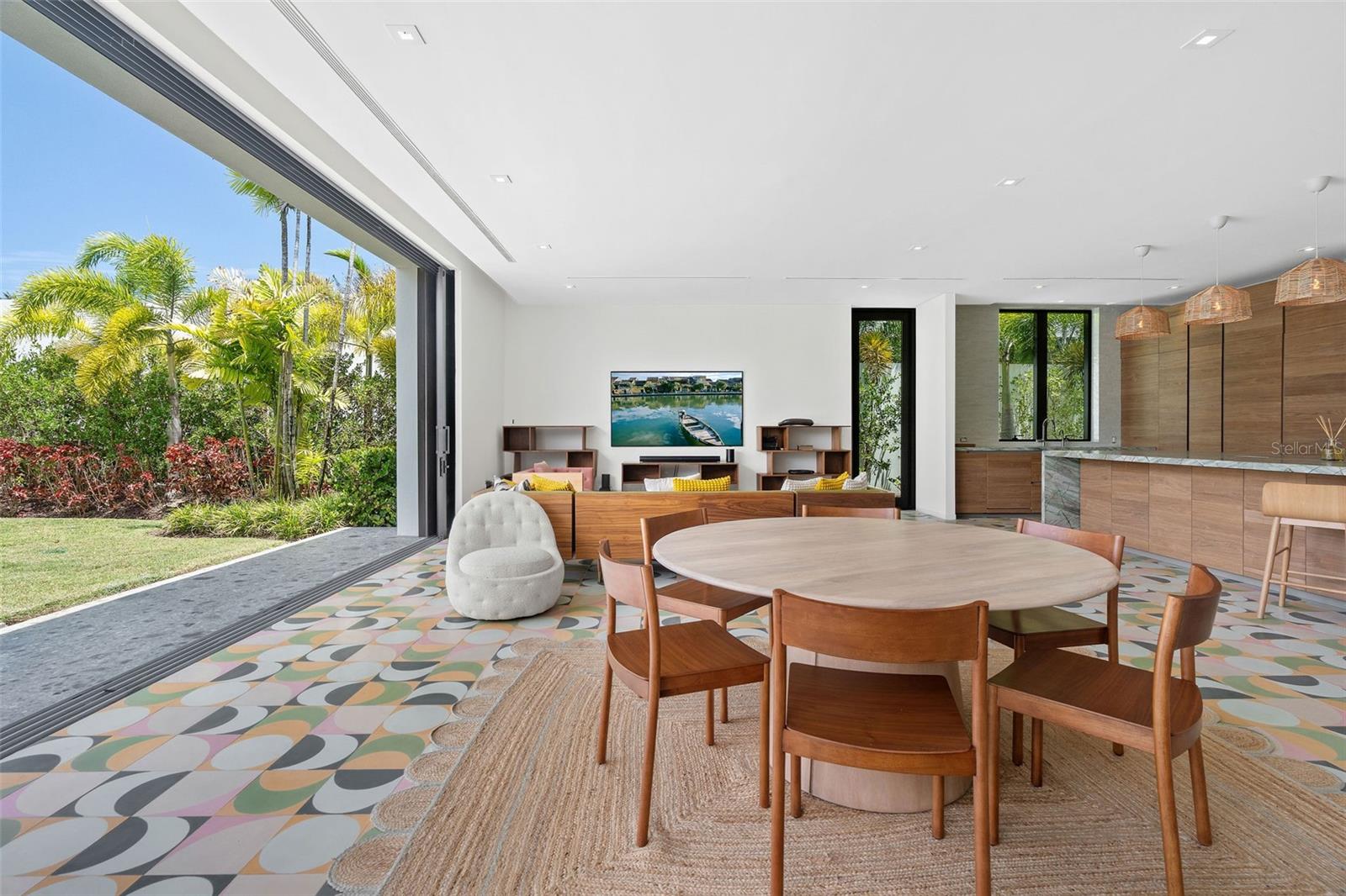 PR9112822 Property Photo