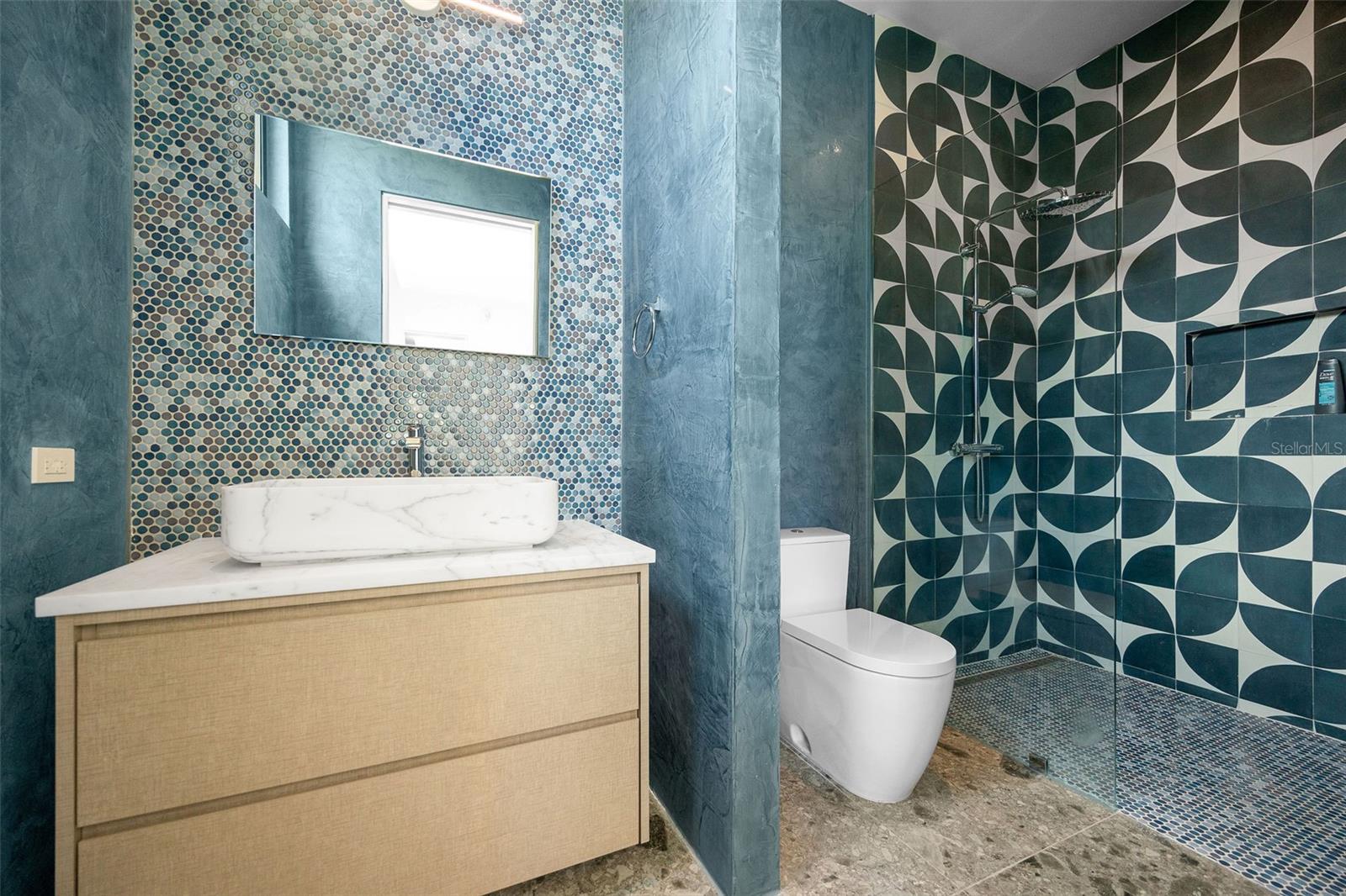 PR9112822 Property Photo