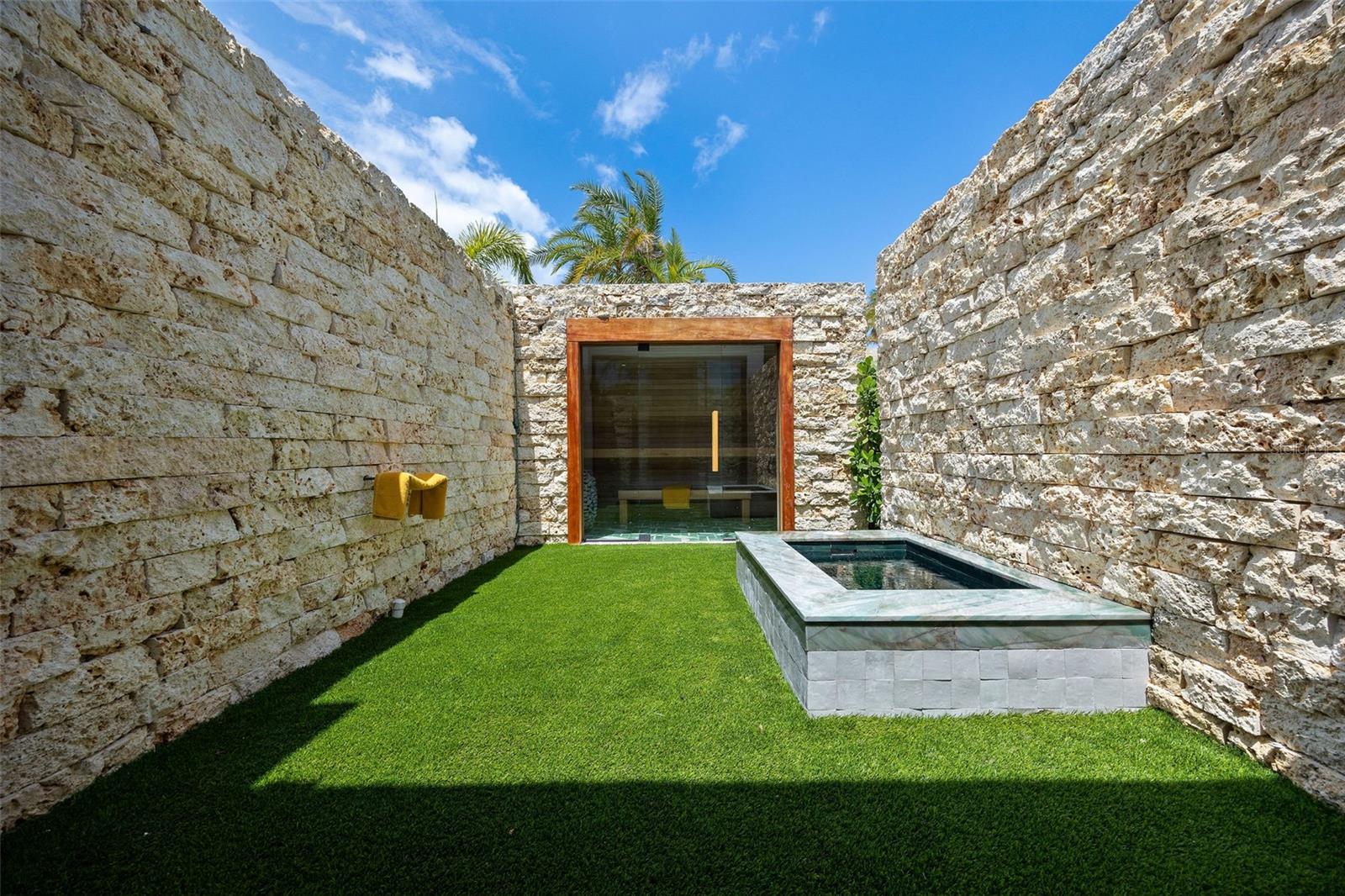 PR9112822 Property Photo